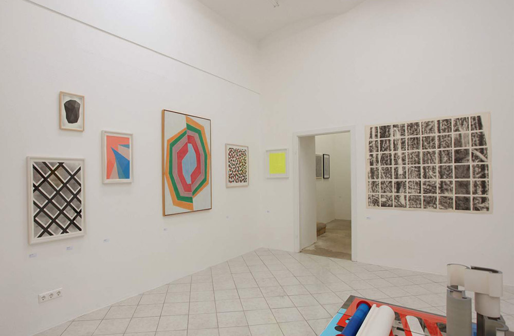 linie-gitter-raum-groupexhibition